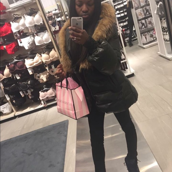 Mackage - Picture 6 of 6